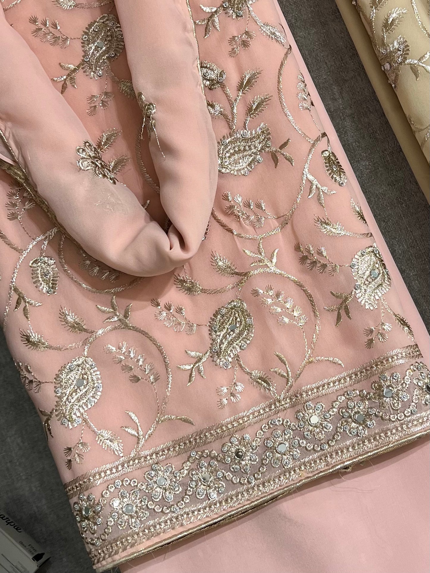 Embroidered georgettes 4pcs
