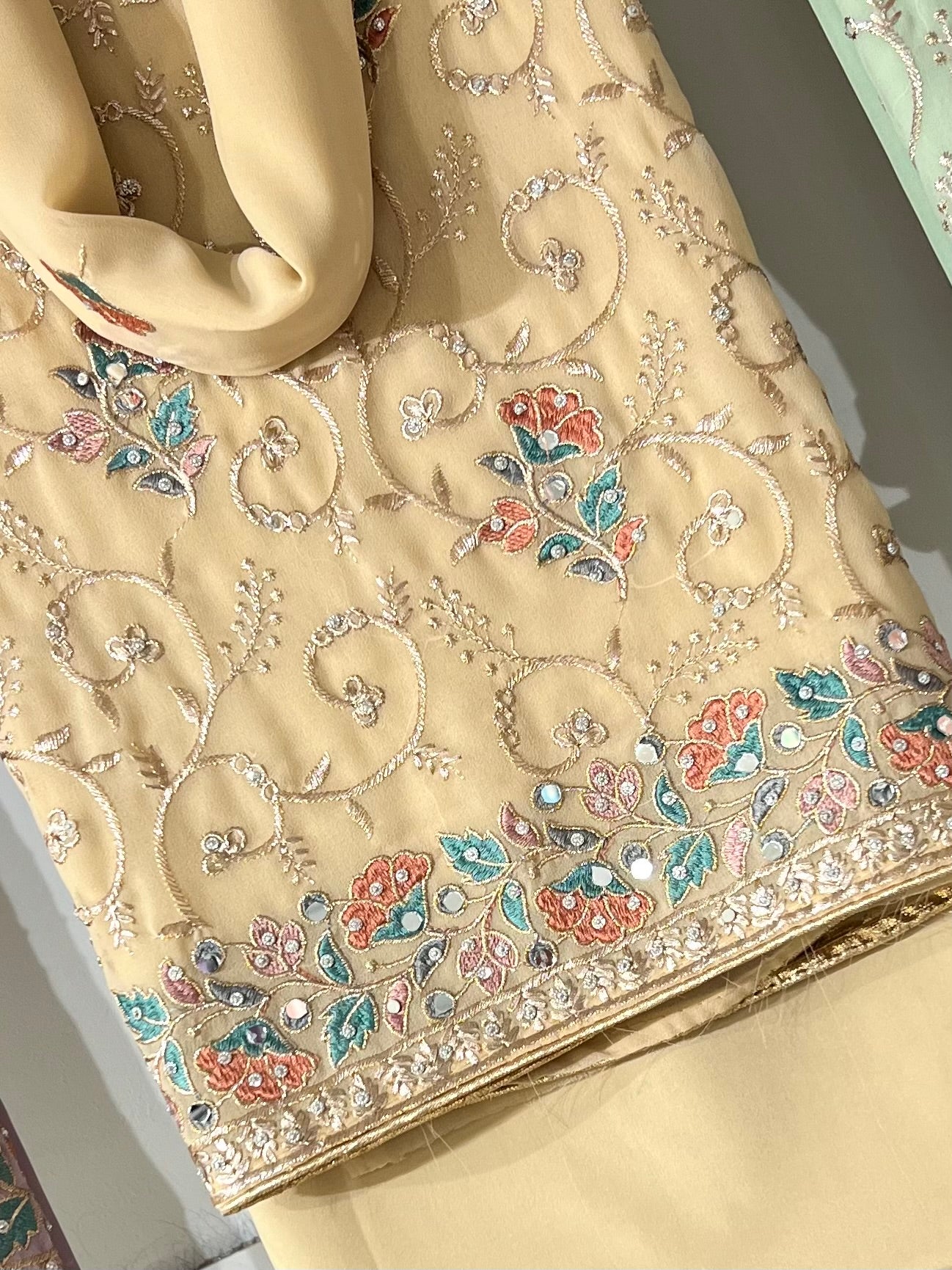 Embroidered georgettes 4pcs