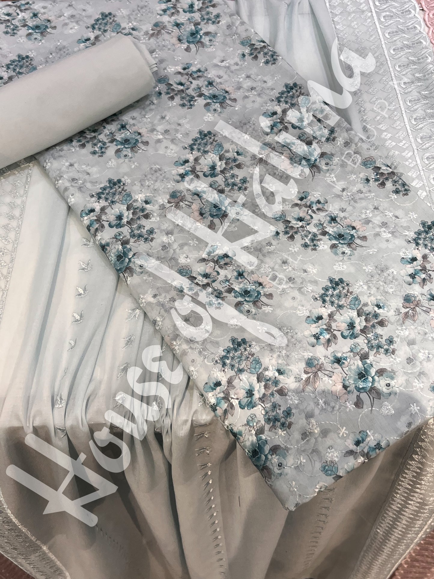 Embroidered cotton lawn 3pcs