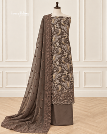 Paisley Pattern Alpine 3 Piece Suit with Embroidered Shawl