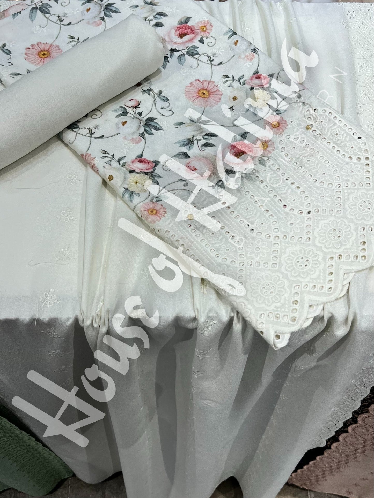 Embroidered alpines 3pcs